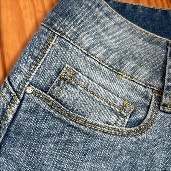 Boston Proper light wash boot cut jeans - Picture 2 of 7